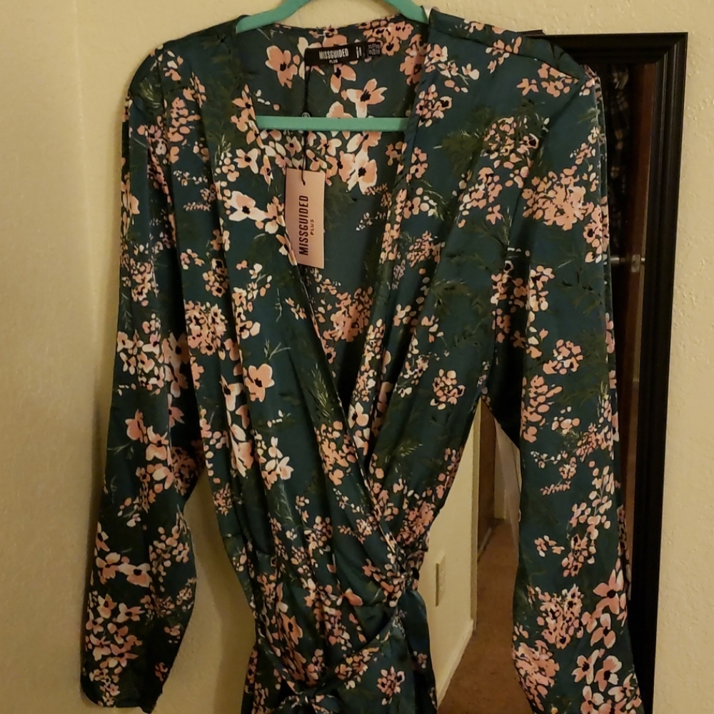 Floral Maxi Dress Size 3x- US 20.